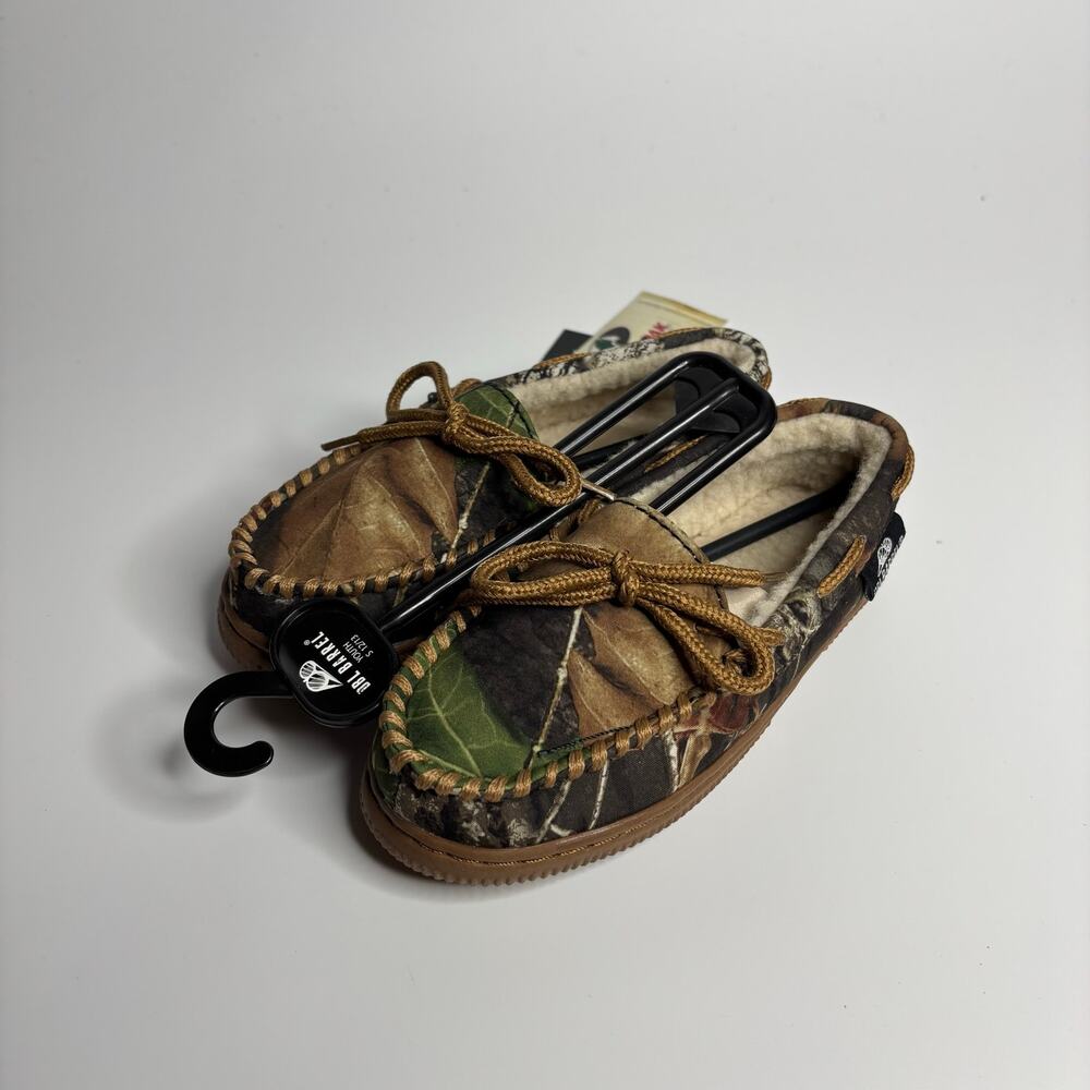 Double Barrel Kid’s Moccasin Slippers in Mossy Oak Camo